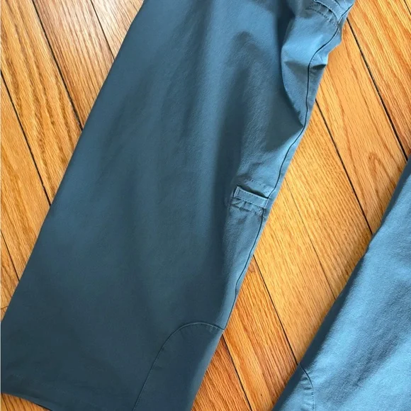 REI Women's Size 0 Hiking Pants (2 pairs!) - Picture 9 of 10